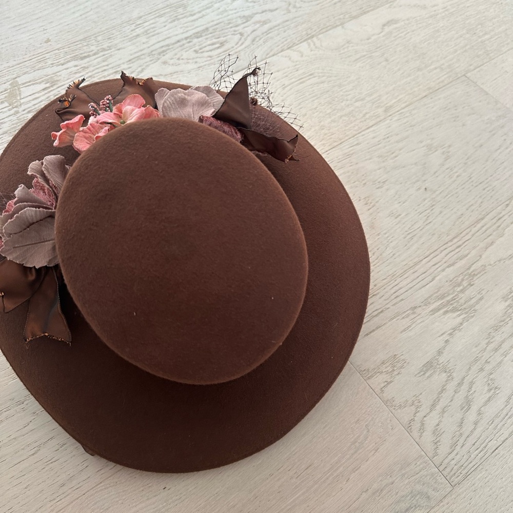 Elegant Brown Floral Women's Hat